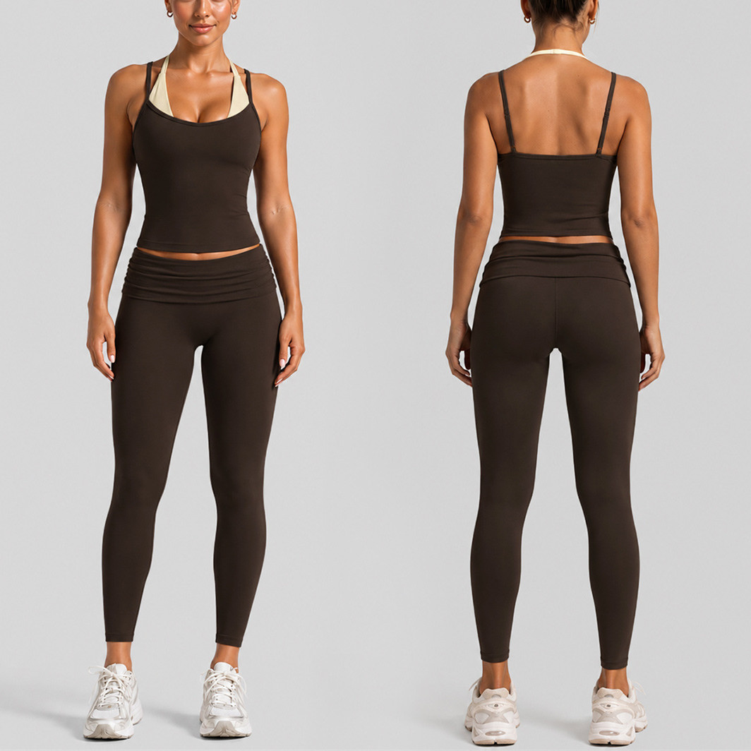 Pad Women Block Dot Halter Dou - Sports Bra High Impact recension och pris
